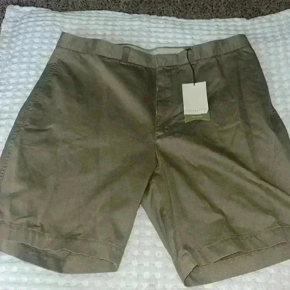 Cutter & Buck Kahaki Shorts NWT